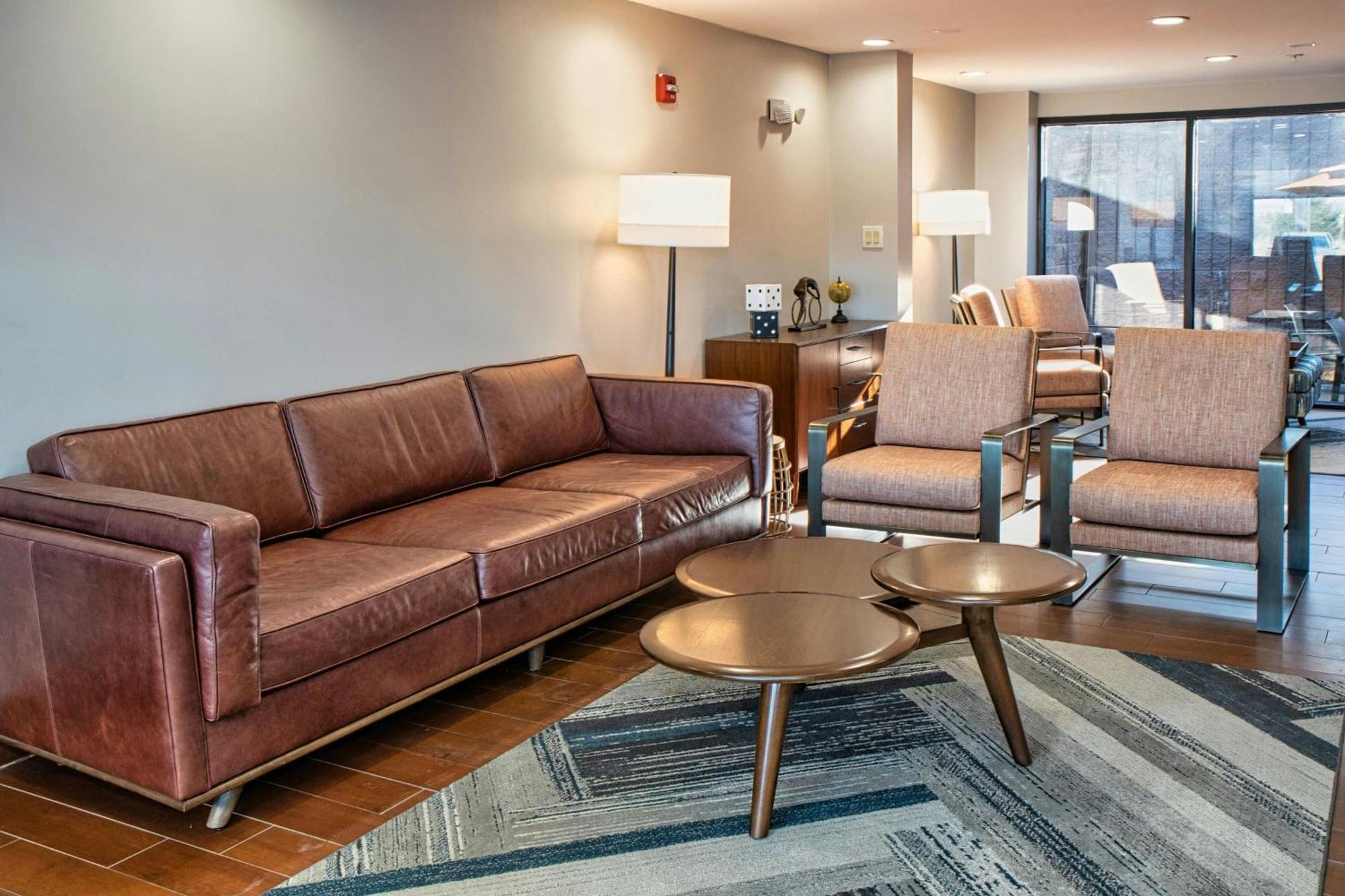 Four Points By Sheraton Allentown Lehigh Valley Exterior photo